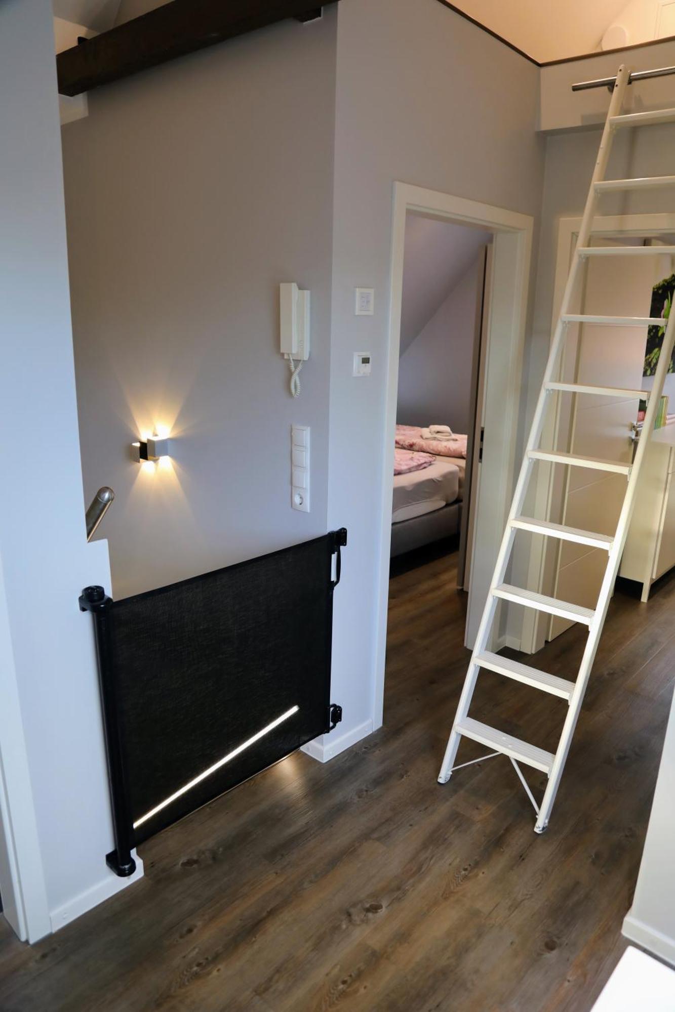 Eine Sehr Gemuetliche Dachgeschoss Ferienwohnung Ihlow  Exterior photo
