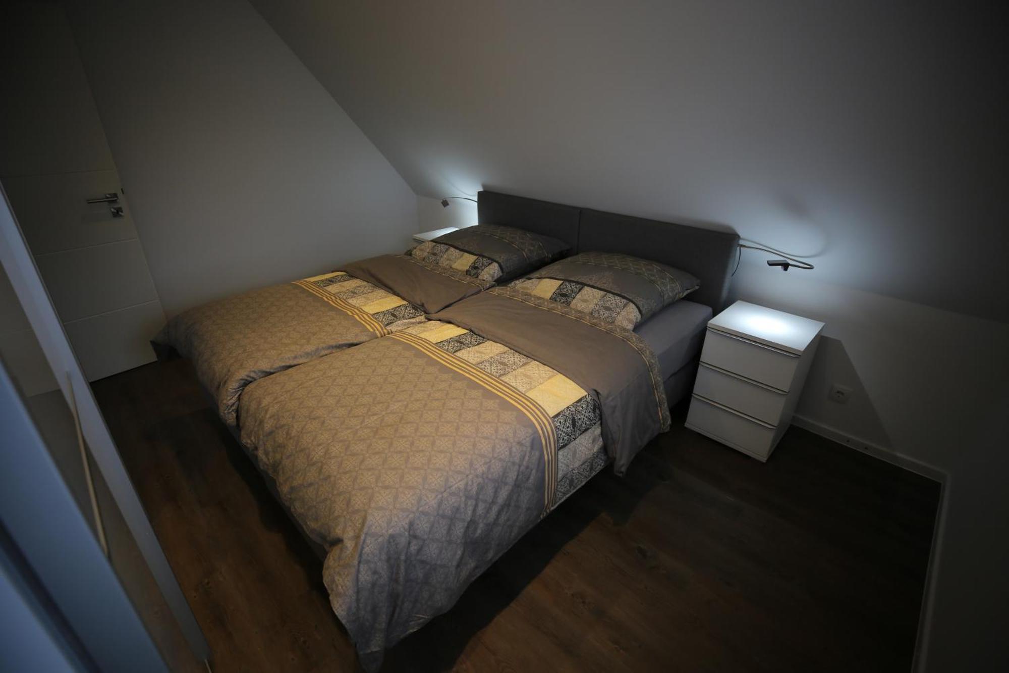 Eine Sehr Gemuetliche Dachgeschoss Ferienwohnung Ihlow  Exterior photo